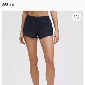 Lululemon Hotty Hot High-Rise Lined Short 2.5" size 6/ True Navy